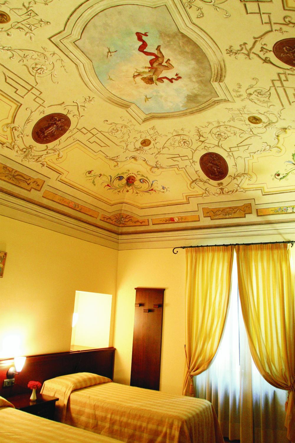 San Claudio 3*